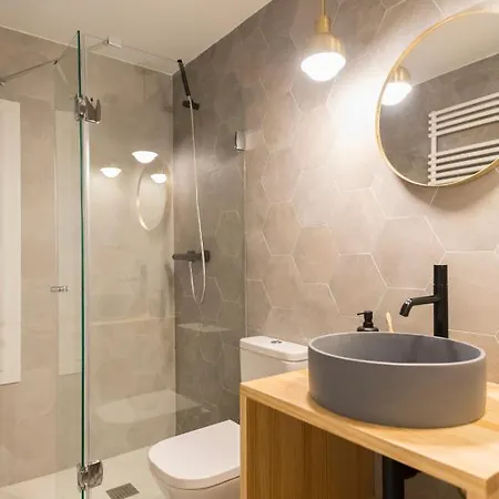 Un Piso Especial En El Casco Historico De * Burgo