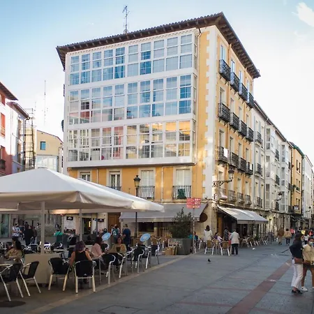아파트 Un Piso Especial En El Casco Historico De Burgo