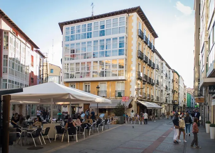 Lejlighed Un Piso Especial En El Casco Historico De Burgo
